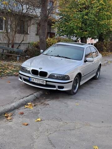 Серый БМВ 5 Серия, объемом двигателя 2.99 л и пробегом 450 тыс. км за 4700 $, фото 1 на Automoto.ua