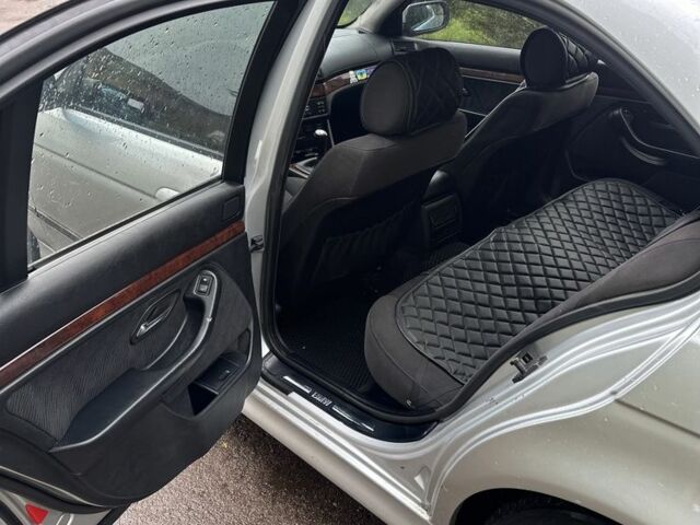 Серый БМВ 5 Серия, объемом двигателя 2.5 л и пробегом 399 тыс. км за 2300 $, фото 6 на Automoto.ua