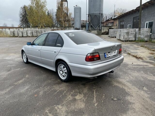 БМВ 5 Серія 2000 у Рокитне на Automoto.ua Сірий БМВ 5 Серія, об'ємом двигуна 3 л та пробігом 300 тис. км за 3850 $, фото 2 на Automoto.ua