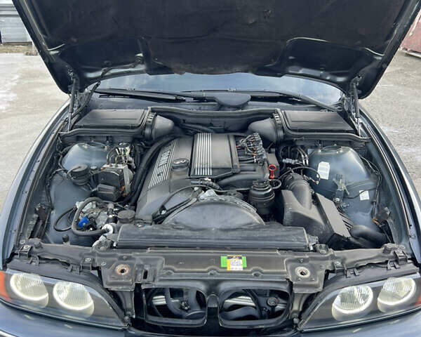 Серый БМВ 5 Серия, объемом двигателя 2 л и пробегом 300 тыс. км за 5200 $, фото 20 на Automoto.ua