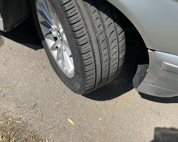 Серый БМВ 5 Серия, объемом двигателя 2.5 л и пробегом 275 тыс. км за 5800 $, фото 15 на Automoto.ua