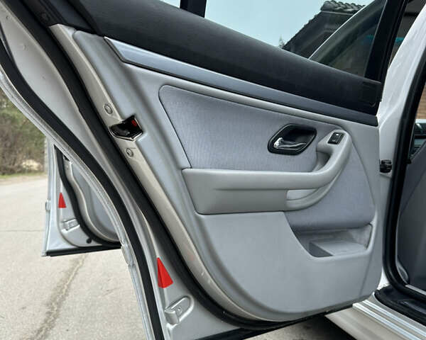 Серый БМВ 5 Серия, объемом двигателя 2.2 л и пробегом 288 тыс. км за 6200 $, фото 8 на Automoto.ua