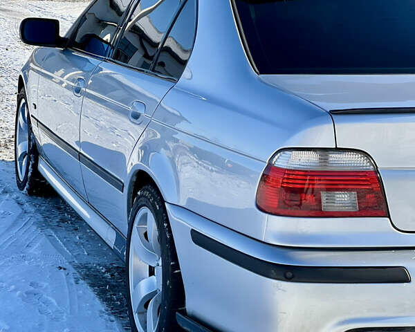 Сірий БМВ 5 Серія, об'ємом двигуна 3 л та пробігом 300 тис. км за 7300 $, фото 12 на Automoto.ua