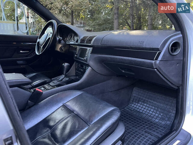 Серый БМВ 5 Серия, объемом двигателя 2.9 л и пробегом 348 тыс. км за 8000 $, фото 17 на Automoto.ua