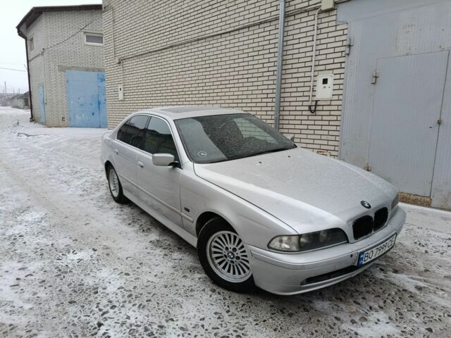 Серый БМВ 5 Серия, объемом двигателя 2.9 л и пробегом 400 тыс. км за 4950 $, фото 1 на Automoto.ua