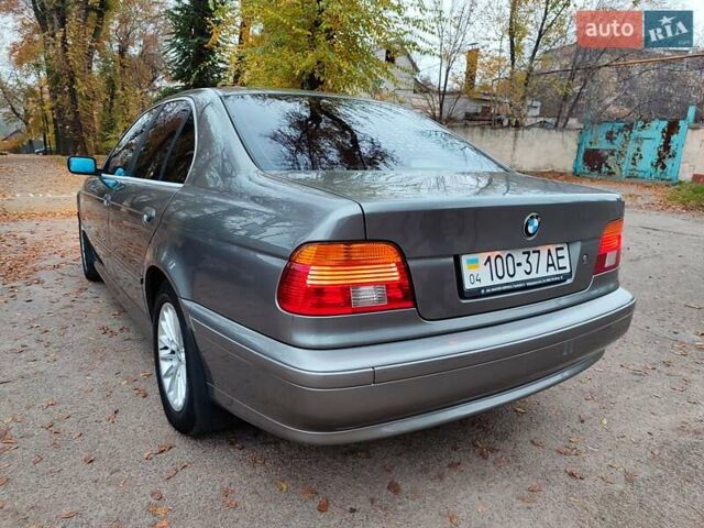 Серый БМВ 5 Серия, объемом двигателя 2 л и пробегом 440 тыс. км за 5950 $, фото 11 на Automoto.ua