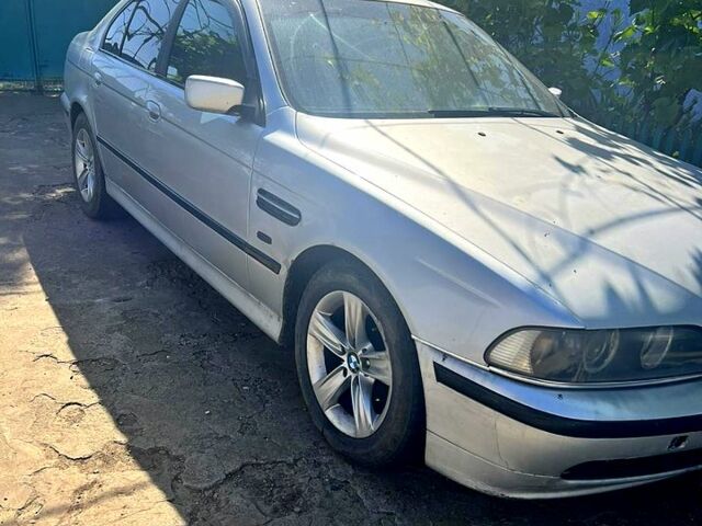 Сірий БМВ 5 Серія, об'ємом двигуна 2.2 л та пробігом 0 тис. км за 4000 $, фото 3 на Automoto.ua