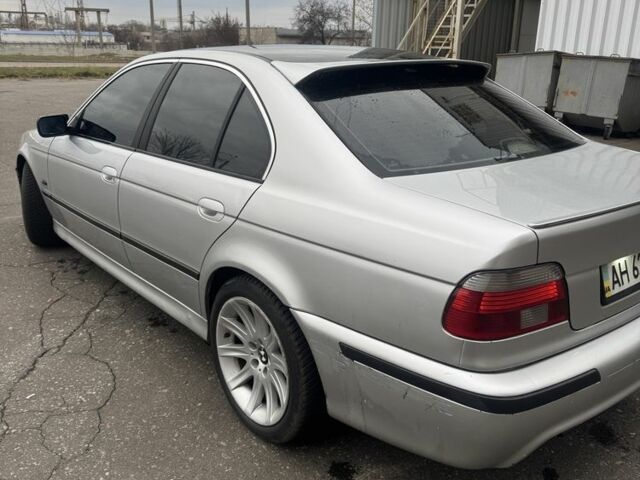 Серый БМВ 5 Серия, объемом двигателя 2.2 л и пробегом 333 тыс. км за 3500 $, фото 4 на Automoto.ua