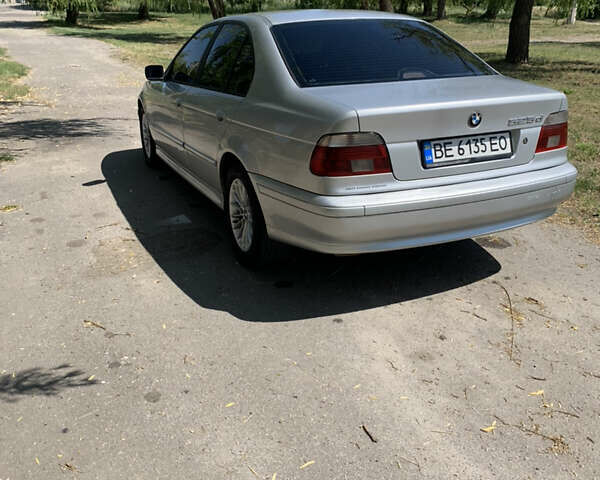 Серый БМВ 5 Серия, объемом двигателя 2.5 л и пробегом 275 тыс. км за 5800 $, фото 13 на Automoto.ua