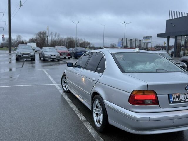 Серый БМВ 5 Серия, объемом двигателя 0 л и пробегом 320 тыс. км за 3200 $, фото 2 на Automoto.ua