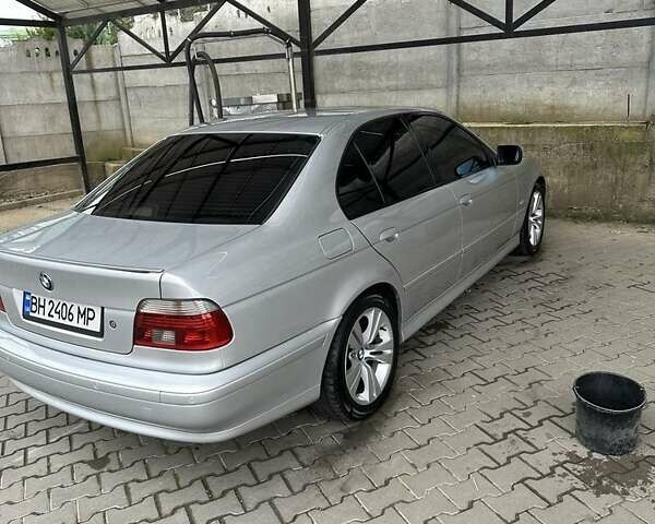 Серый БМВ 5 Серия, объемом двигателя 2.9 л и пробегом 348 тыс. км за 8000 $, фото 5 на Automoto.ua