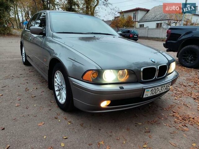 Серый БМВ 5 Серия, объемом двигателя 2 л и пробегом 440 тыс. км за 5950 $, фото 1 на Automoto.ua