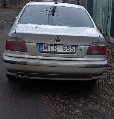 Сірий БМВ 5 Серія, об'ємом двигуна 2.5 л та пробігом 350 тис. км за 3000 $, фото 1 на Automoto.ua