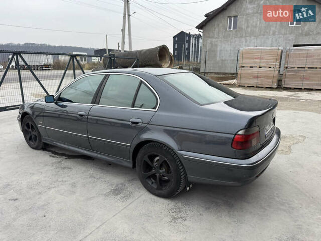 Серый БМВ 5 Серия, объемом двигателя 3 л и пробегом 320 тыс. км за 5550 $, фото 5 на Automoto.ua