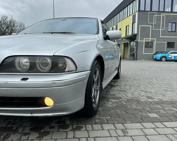 Серый БМВ 5 Серия, объемом двигателя 2.5 л и пробегом 315 тыс. км за 5100 $, фото 10 на Automoto.ua