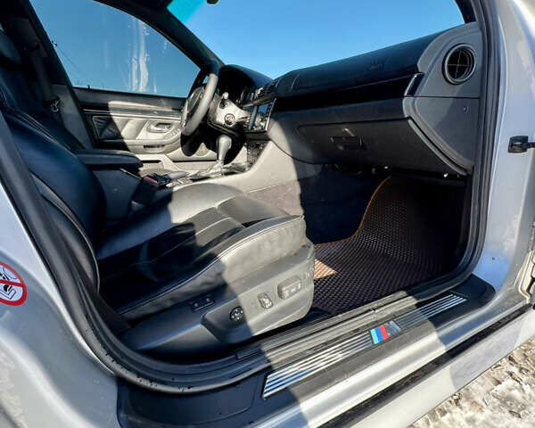 Сірий БМВ 5 Серія, об'ємом двигуна 3 л та пробігом 300 тис. км за 7300 $, фото 41 на Automoto.ua