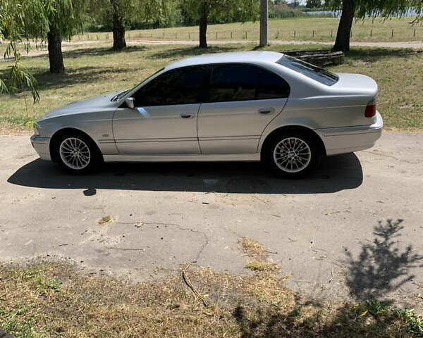 Серый БМВ 5 Серия, объемом двигателя 2.5 л и пробегом 275 тыс. км за 5800 $, фото 6 на Automoto.ua