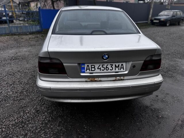Сірий БМВ 5 Серія, об'ємом двигуна 2.5 л та пробігом 300 тис. км за 2350 $, фото 4 на Automoto.ua