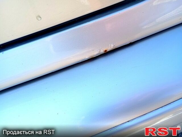 Серый БМВ 5 Серия, объемом двигателя 3 л и пробегом 282 тыс. км за 6000 $, фото 4 на Automoto.ua