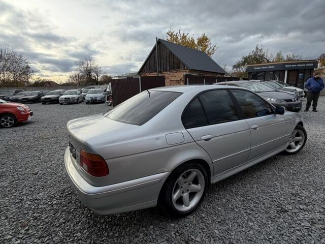 Серый БМВ 5 Серия, объемом двигателя 2.2 л и пробегом 380 тыс. км за 4300 $, фото 2 на Automoto.ua