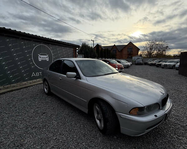 Серый БМВ 5 Серия, объемом двигателя 2.17 л и пробегом 380 тыс. км за 4300 $, фото 1 на Automoto.ua