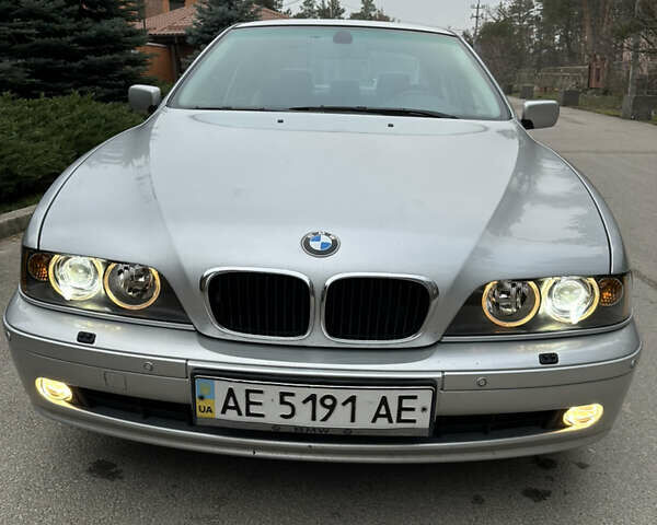 Серый БМВ 5 Серия, объемом двигателя 2.2 л и пробегом 288 тыс. км за 6200 $, фото 3 на Automoto.ua