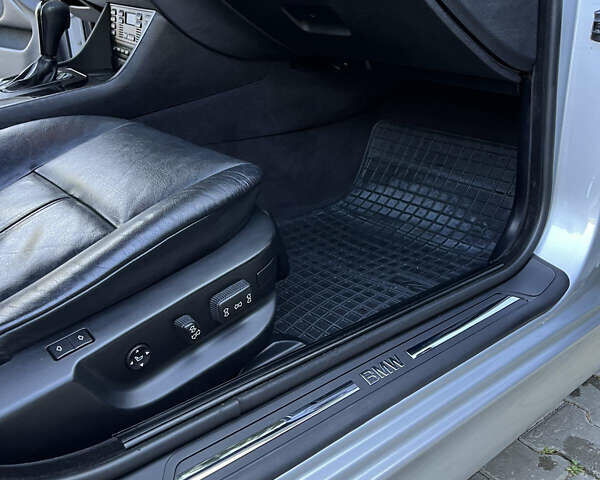 Серый БМВ 5 Серия, объемом двигателя 2.9 л и пробегом 348 тыс. км за 8000 $, фото 19 на Automoto.ua