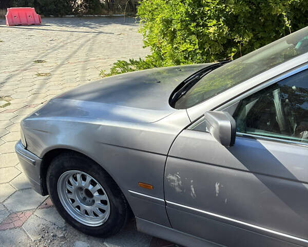 Сірий БМВ 5 Серія, об'ємом двигуна 2.2 л та пробігом 284 тис. км за 5200 $, фото 2 на Automoto.ua