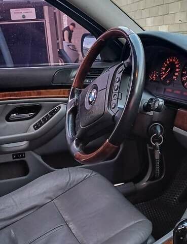 Сірий БМВ 5 Серія, об'ємом двигуна 2.5 л та пробігом 470 тис. км за 5400 $, фото 5 на Automoto.ua