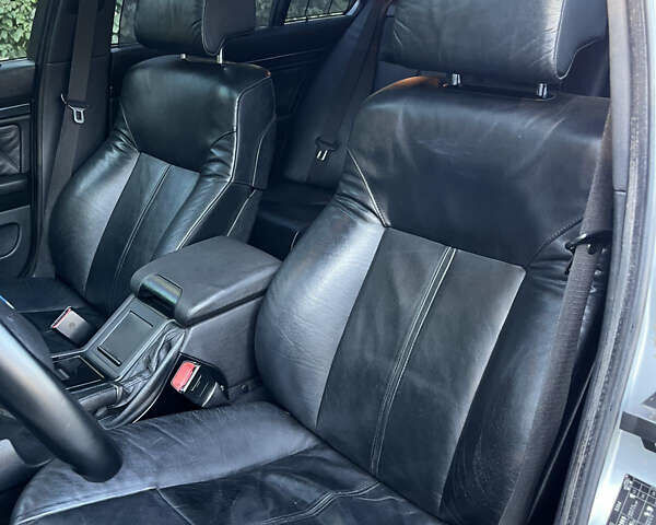 Серый БМВ 5 Серия, объемом двигателя 2.9 л и пробегом 348 тыс. км за 8000 $, фото 13 на Automoto.ua