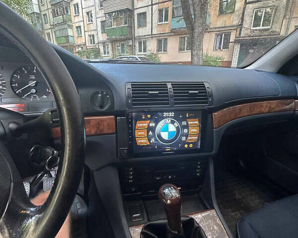 Серый БМВ 5 Серия, объемом двигателя 2.2 л и пробегом 280 тыс. км за 5800 $, фото 15 на Automoto.ua