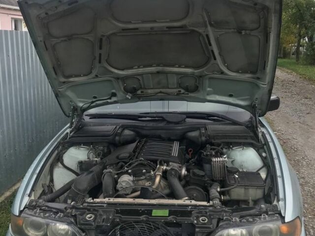 Серый БМВ 5 Серия, объемом двигателя 2 л и пробегом 305 тыс. км за 4900 $, фото 6 на Automoto.ua