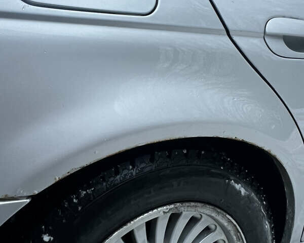 Серый БМВ 5 Серия, объемом двигателя 2.5 л и пробегом 368 тыс. км за 5700 $, фото 2 на Automoto.ua