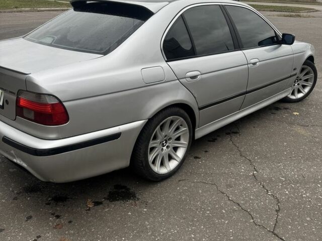 Серый БМВ 5 Серия, объемом двигателя 2.2 л и пробегом 333 тыс. км за 3500 $, фото 2 на Automoto.ua