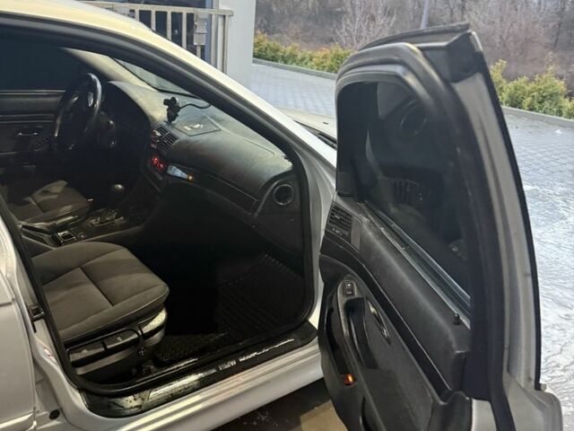 Серый БМВ 5 Серия, объемом двигателя 0 л и пробегом 320 тыс. км за 3200 $, фото 6 на Automoto.ua