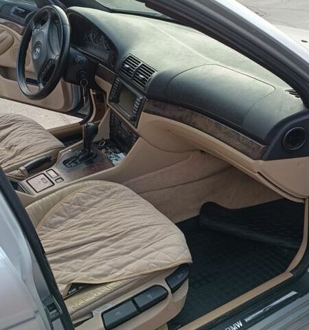 Серый БМВ 5 Серия, объемом двигателя 2.9 л и пробегом 340 тыс. км за 5000 $, фото 10 на Automoto.ua