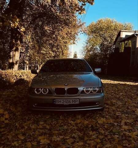 Серый БМВ 5 Серия, объемом двигателя 2.9 л и пробегом 348 тыс. км за 8000 $, фото 11 на Automoto.ua