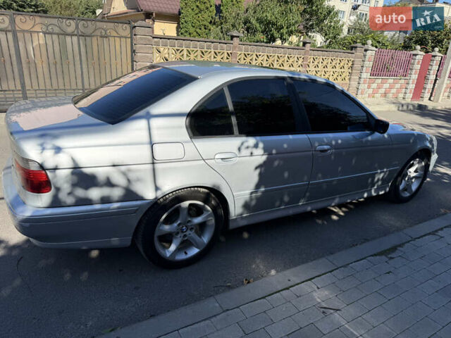 Серый БМВ 5 Серия, объемом двигателя 3 л и пробегом 345 тыс. км за 5100 $, фото 11 на Automoto.ua