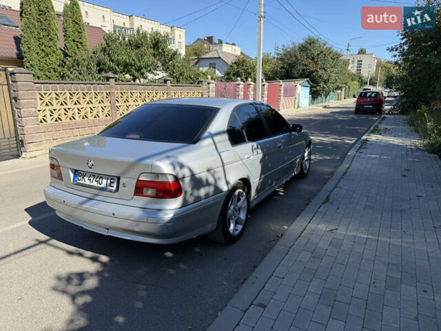Серый БМВ 5 Серия, объемом двигателя 3 л и пробегом 345 тыс. км за 5100 $, фото 10 на Automoto.ua