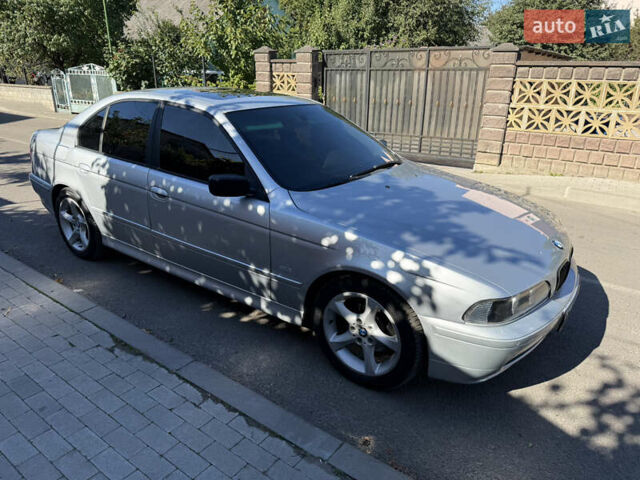 Серый БМВ 5 Серия, объемом двигателя 3 л и пробегом 345 тыс. км за 5100 $, фото 12 на Automoto.ua