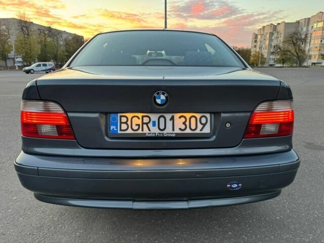 Серый БМВ 5 Серия, объемом двигателя 2 л и пробегом 303 тыс. км за 4000 $, фото 9 на Automoto.ua