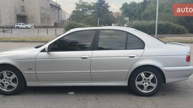 Сірий БМВ 5 Серія, об'ємом двигуна 2.93 л та пробігом 427 тис. км за 7500 $, фото 1 на Automoto.ua