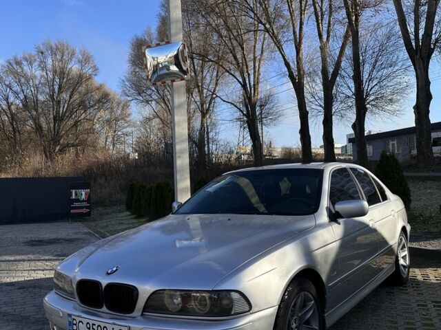 Серый БМВ 5 Серия, объемом двигателя 3 л и пробегом 380 тыс. км за 5899 $, фото 1 на Automoto.ua