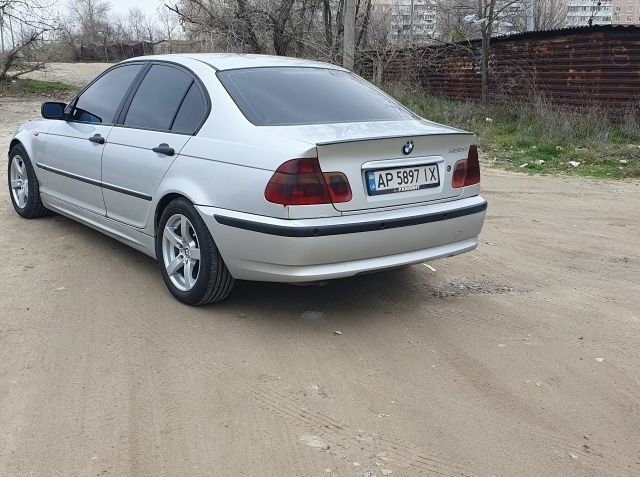 Серый БМВ 5 Серия, объемом двигателя 2 л и пробегом 270 тыс. км за 3950 $, фото 7 на Automoto.ua