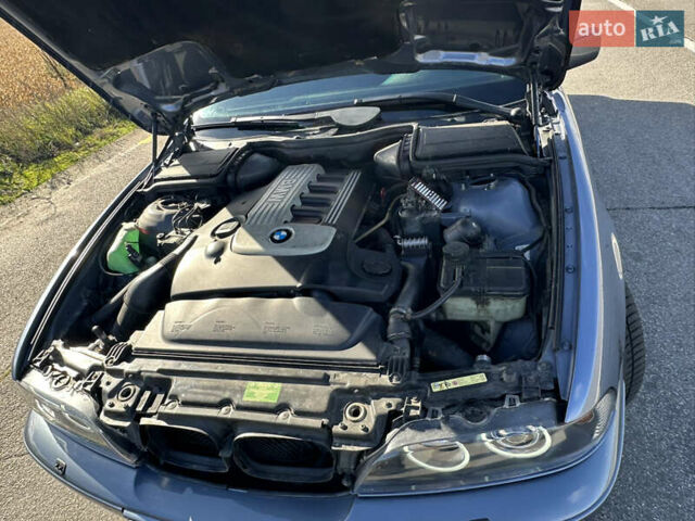 Серый БМВ 5 Серия, объемом двигателя 3 л и пробегом 316 тыс. км за 8000 $, фото 18 на Automoto.ua