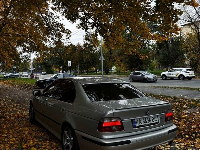 Серый БМВ 5 Серия, объемом двигателя 2.5 л и пробегом 335 тыс. км за 4500 $, фото 2 на Automoto.ua