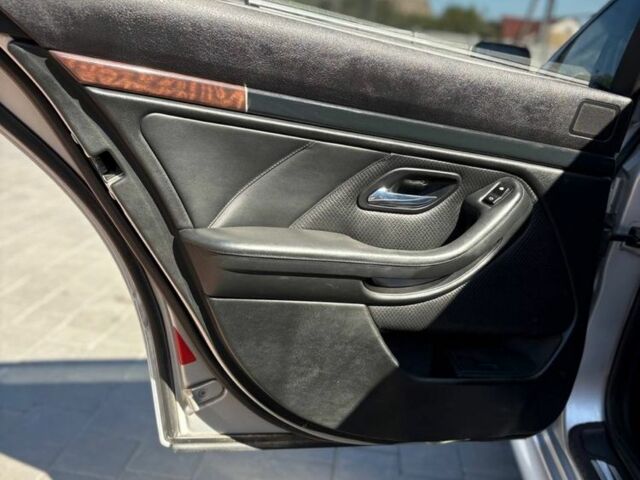 Сірий БМВ 5 Серія, об'ємом двигуна 2.2 л та пробігом 320 тис. км за 6000 $, фото 4 на Automoto.ua