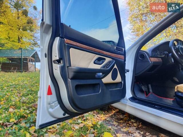 Сірий БМВ 5 Серія, об'ємом двигуна 2.5 л та пробігом 400 тис. км за 6000 $, фото 4 на Automoto.ua