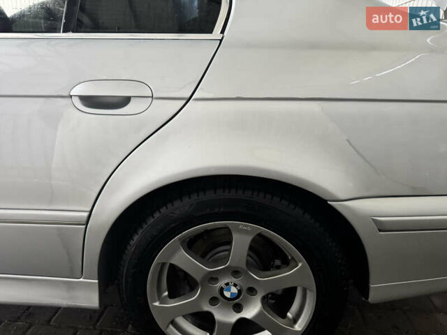 Сірий БМВ 5 Серія, об'ємом двигуна 2.93 л та пробігом 341 тис. км за 5400 $, фото 26 на Automoto.ua
