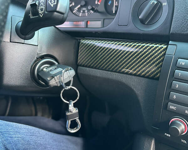 Серый БМВ 5 Серия, объемом двигателя 3 л и пробегом 316 тыс. км за 8000 $, фото 27 на Automoto.ua